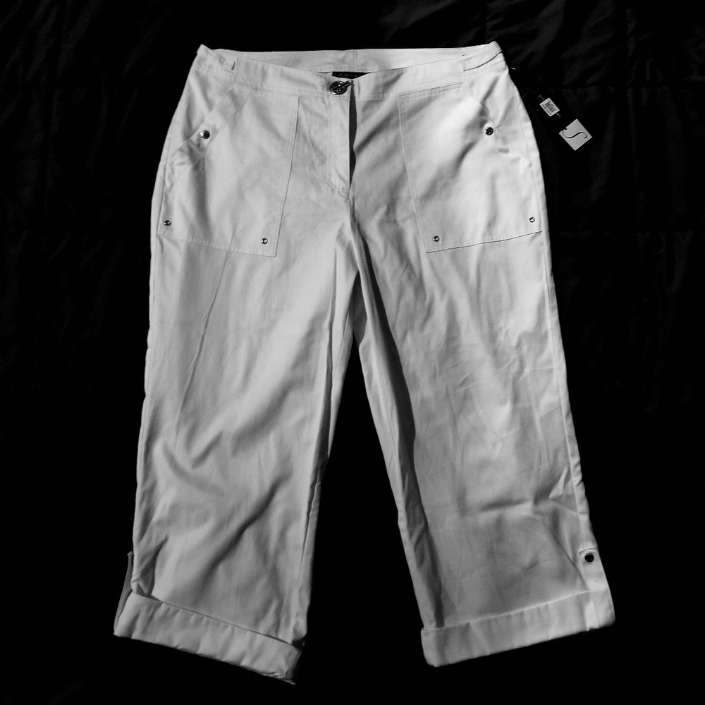 White capris